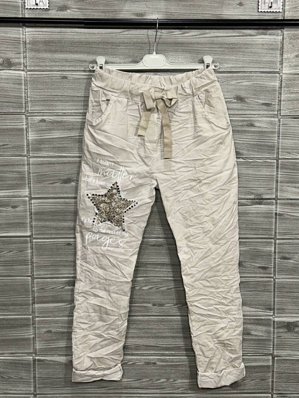 NEW OZ women's embelished crinkle jogger in tan